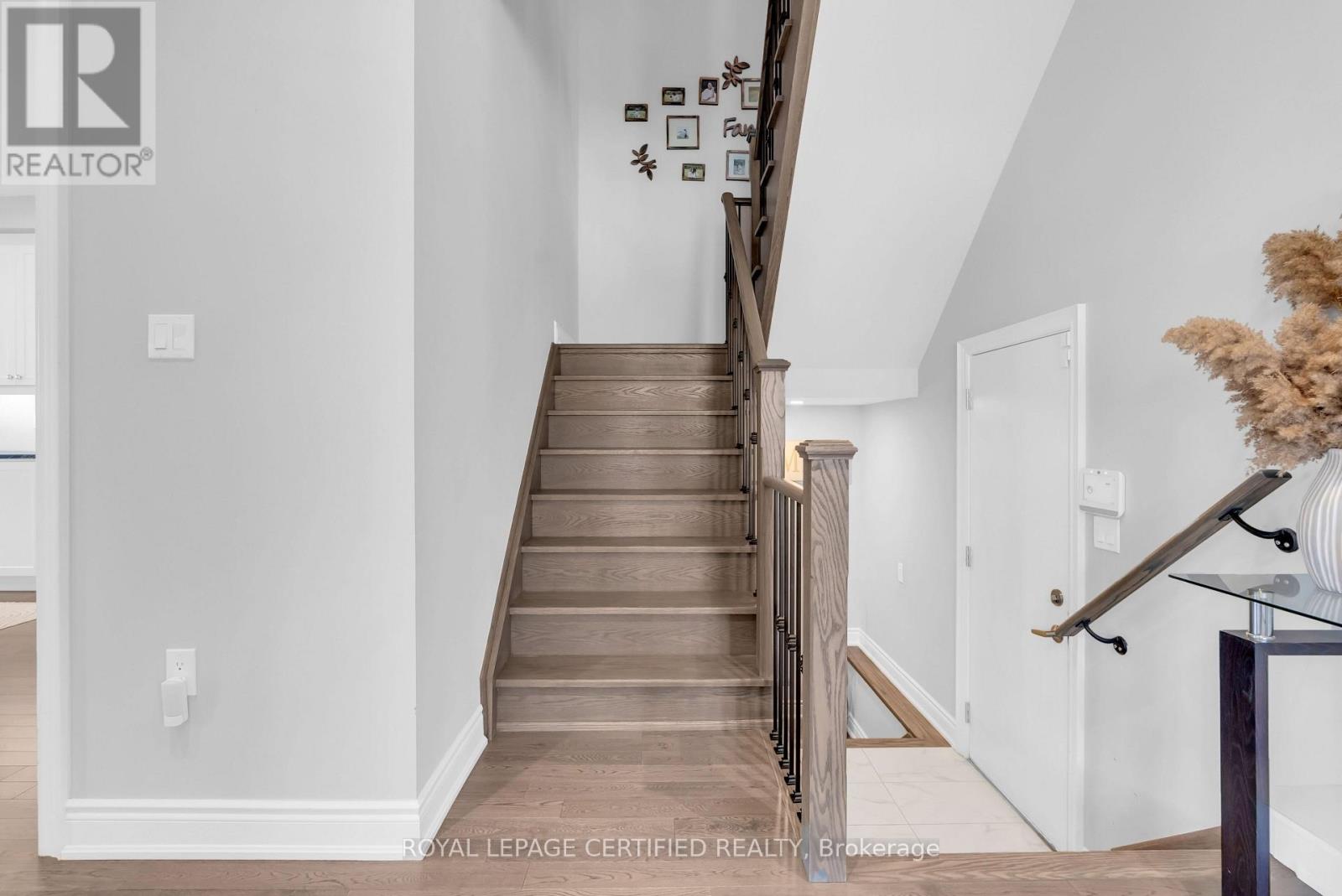 126 WALKER BOULEVARD - 21