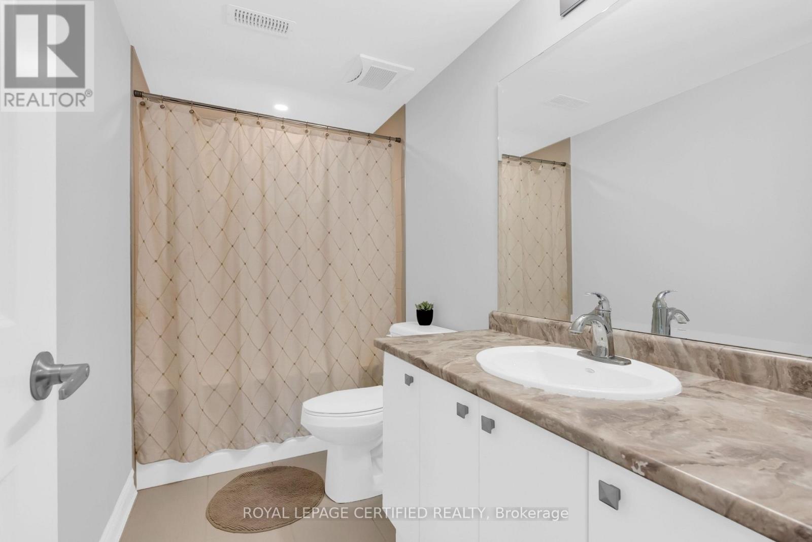 126 WALKER BOULEVARD - 43