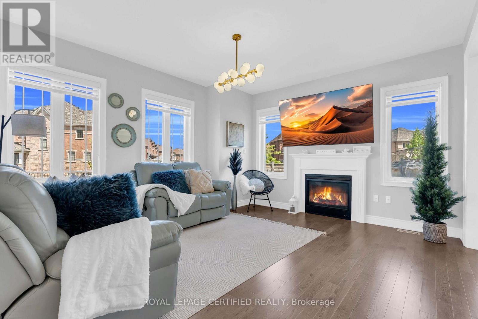 126 WALKER BOULEVARD - 8