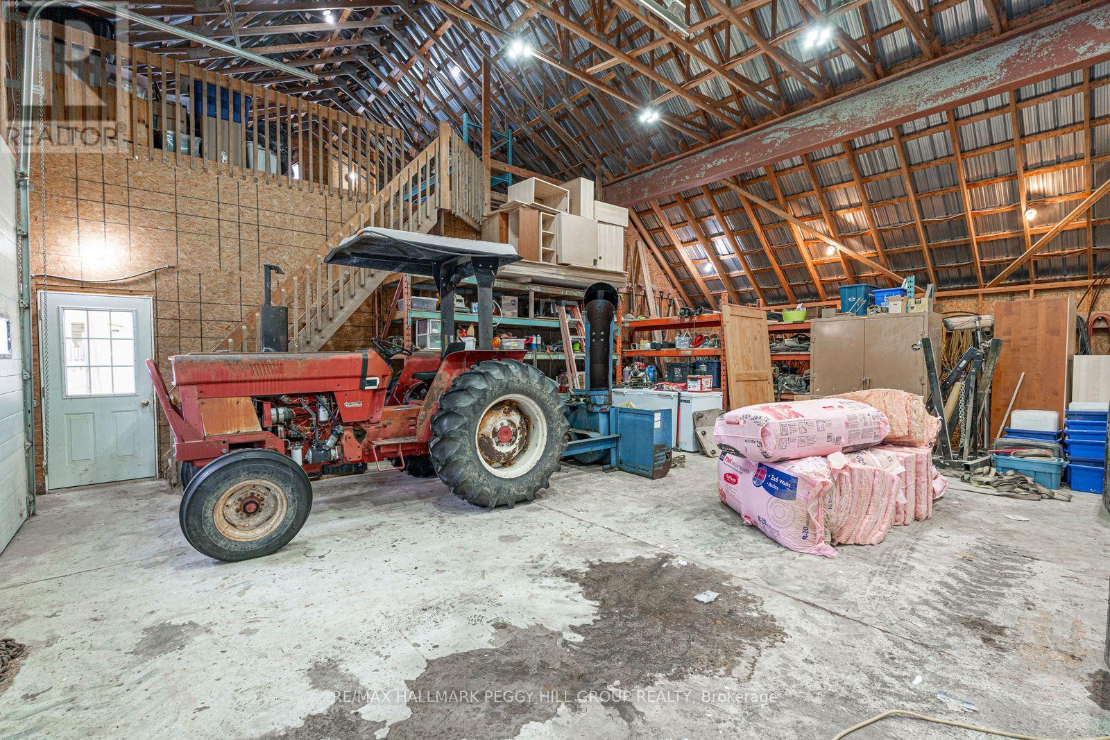 8464 6TH LINE - Image 24