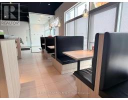 5 - 47 Harry Walker Parkway S, Newmarket, ON L3Y8T3 Photo 6