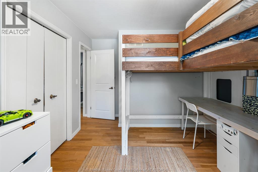 147 HYDE PARK ROAD - 11