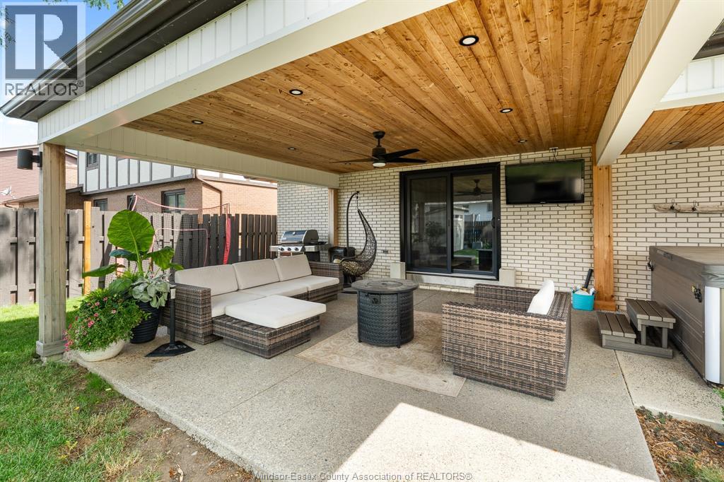 147 HYDE PARK ROAD - 38
