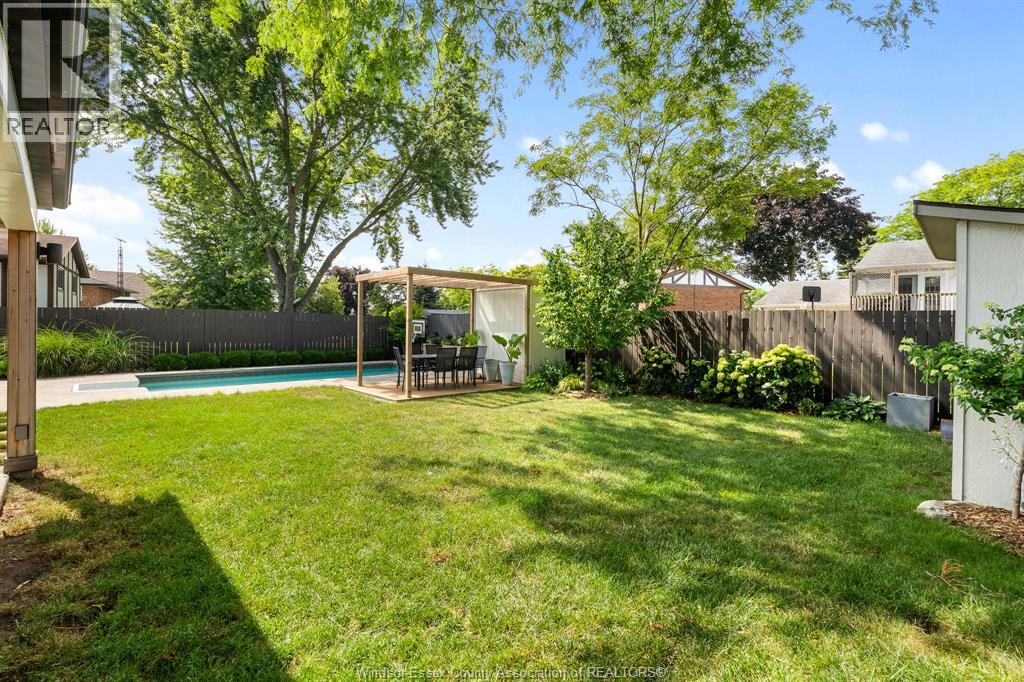 147 HYDE PARK ROAD - 40