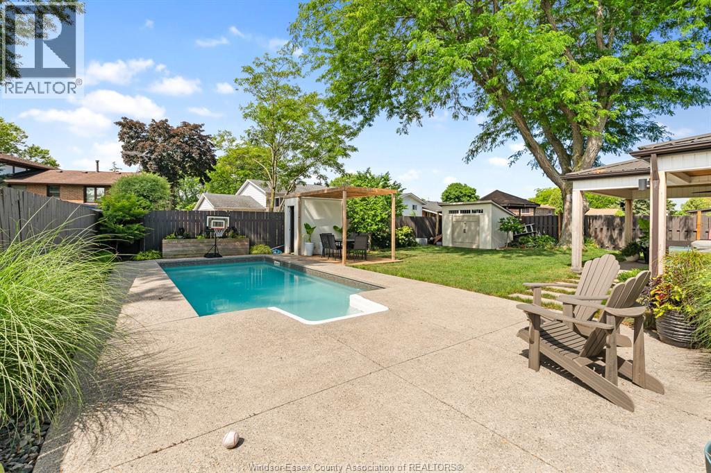 147 HYDE PARK ROAD - 44