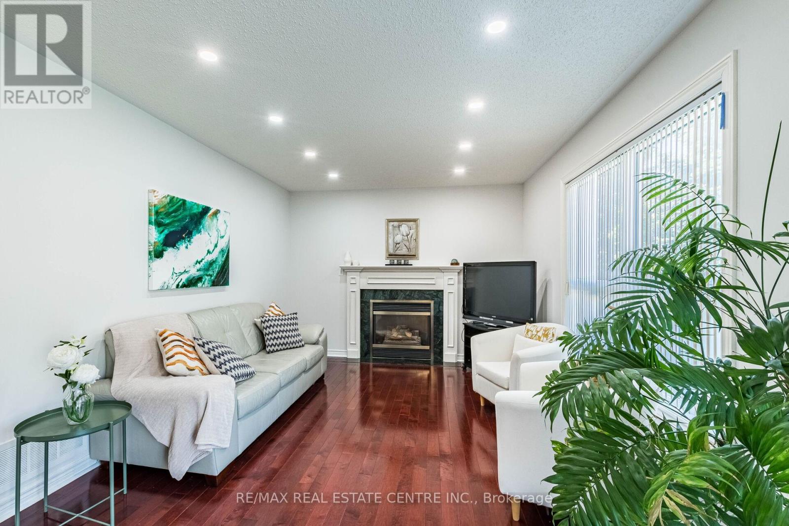 5343 RUSSELL VIEW ROAD - 7
