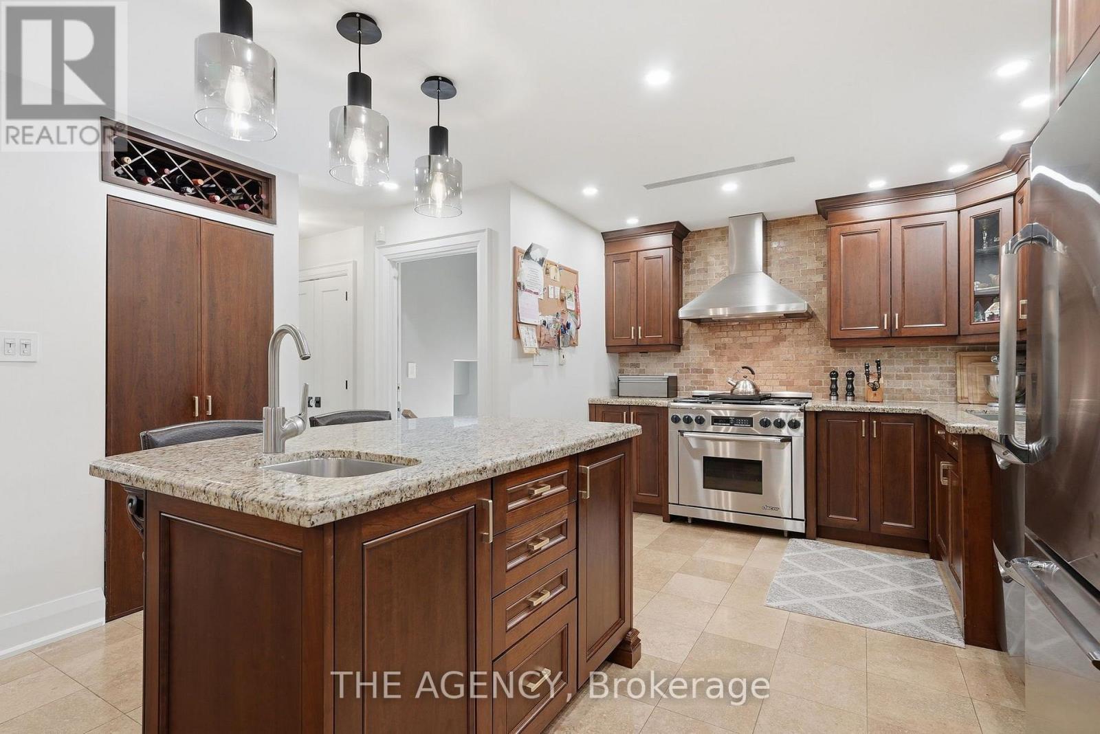 42 BERL AVENUE - 11