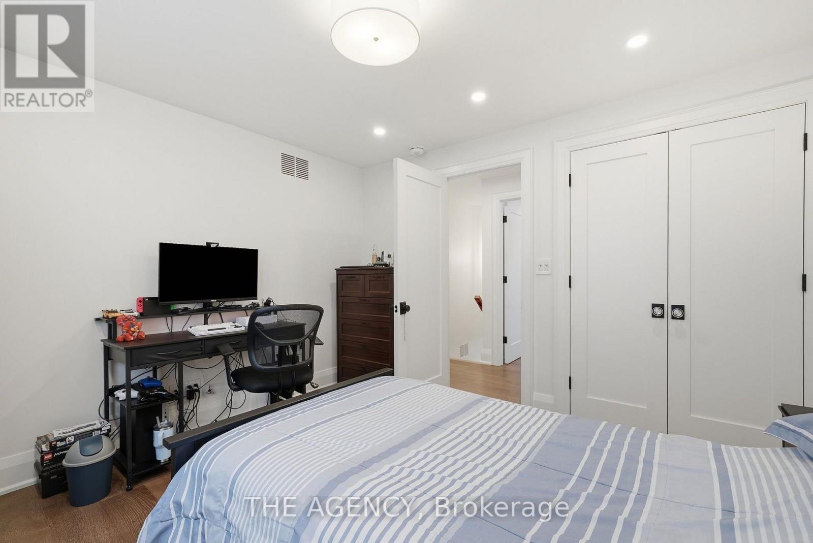 42 BERL AVENUE - 22