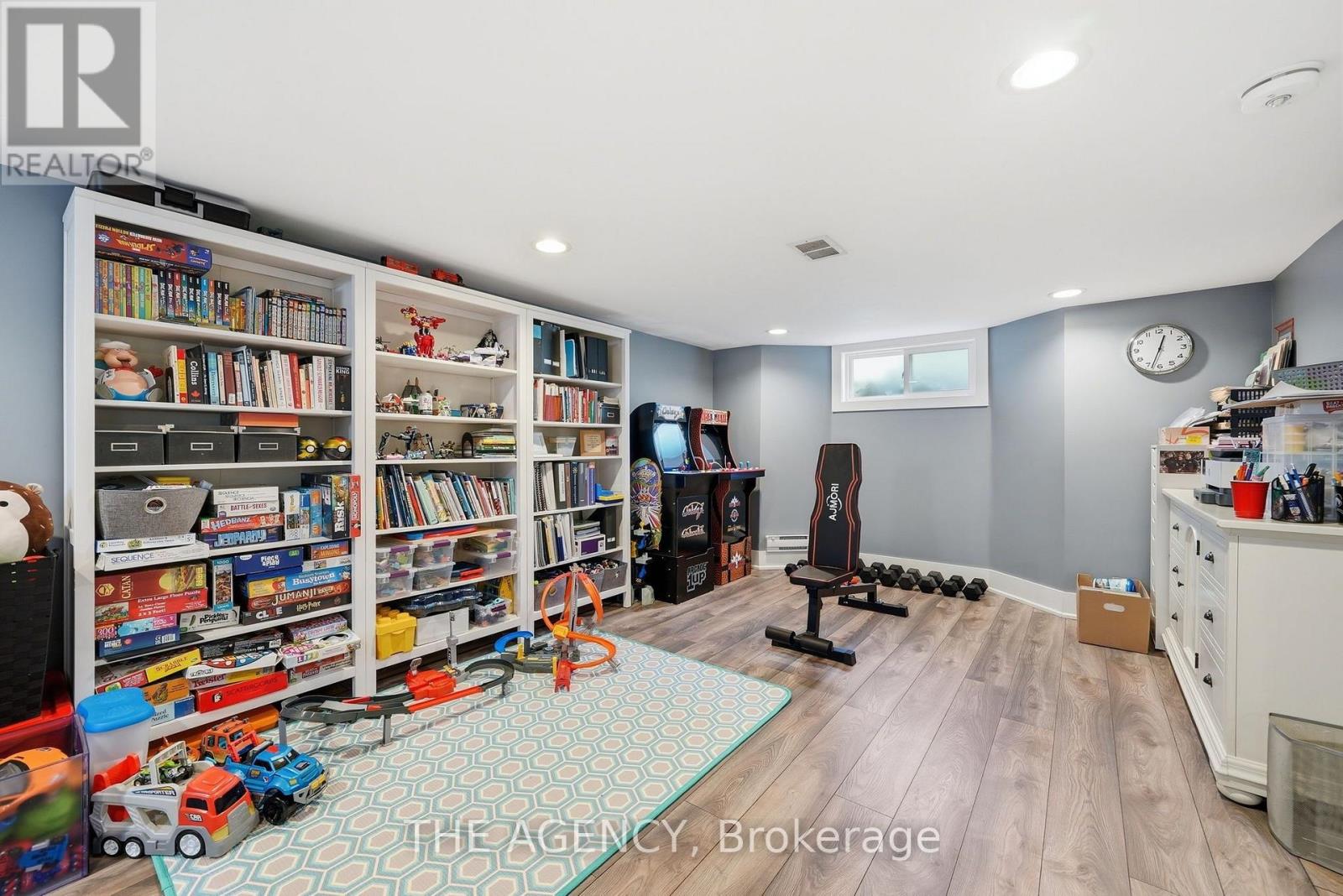 42 BERL AVENUE - 26