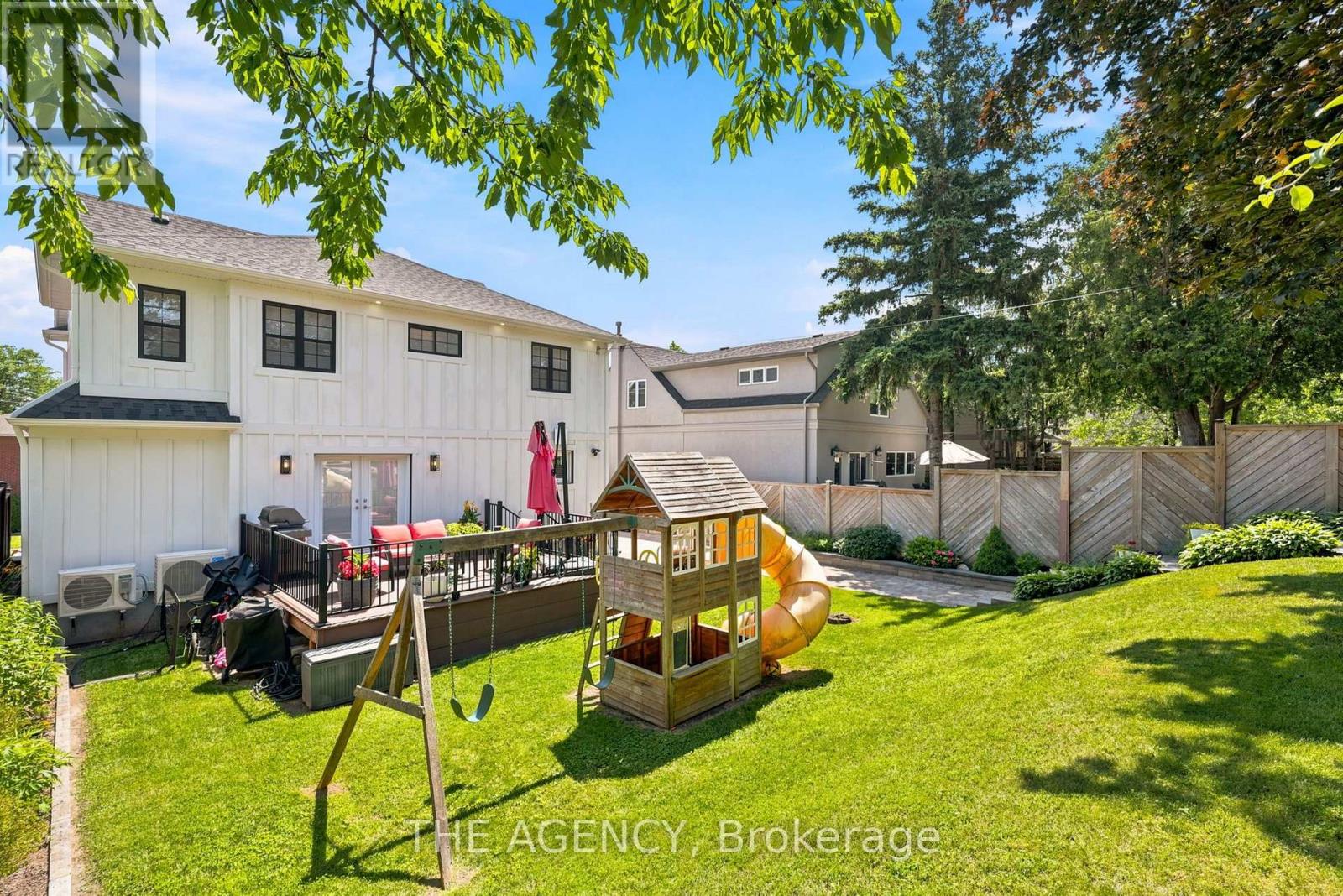 42 BERL AVENUE - 35