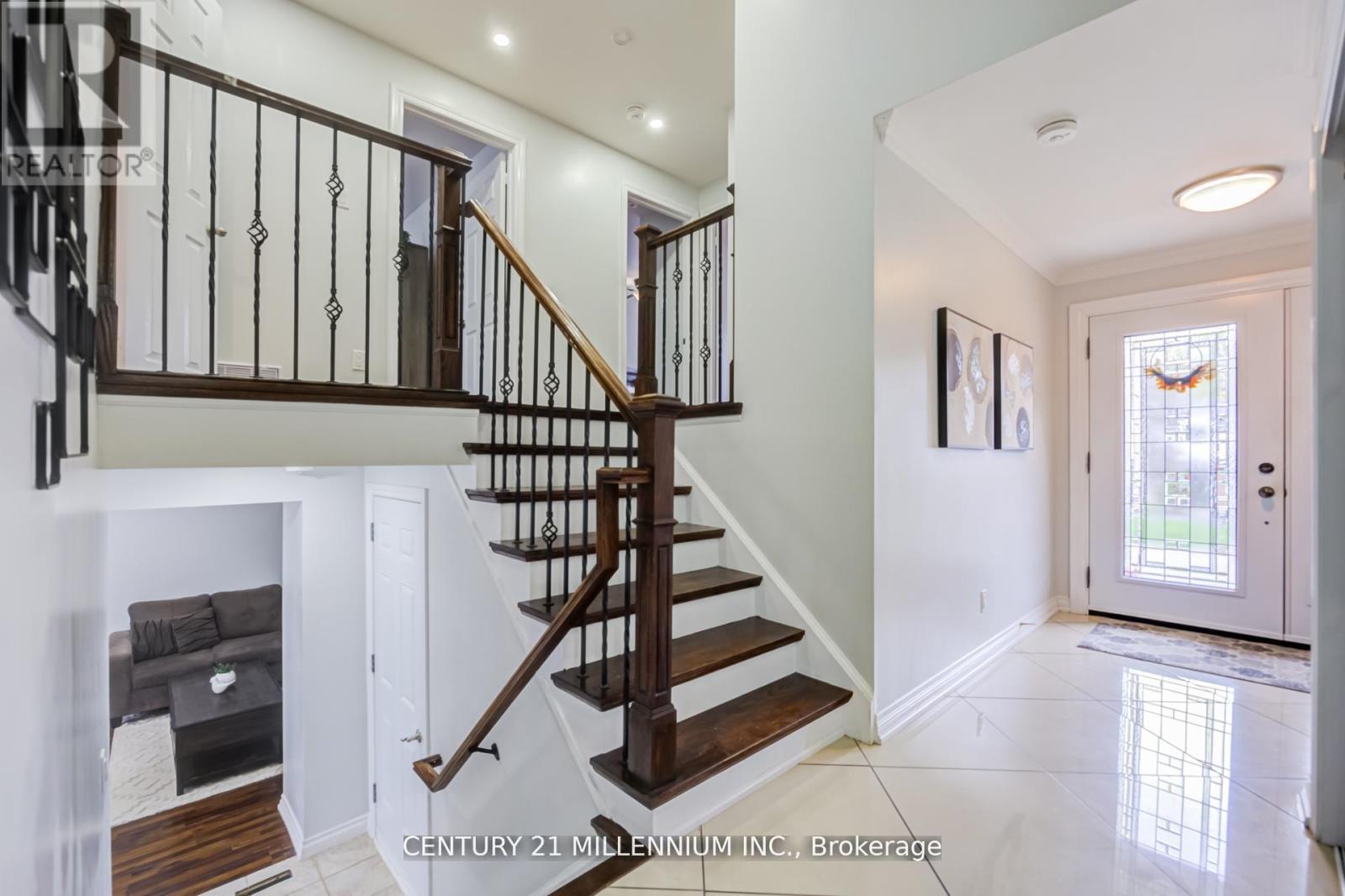 18 RIDGEHILL DRIVE - 19
