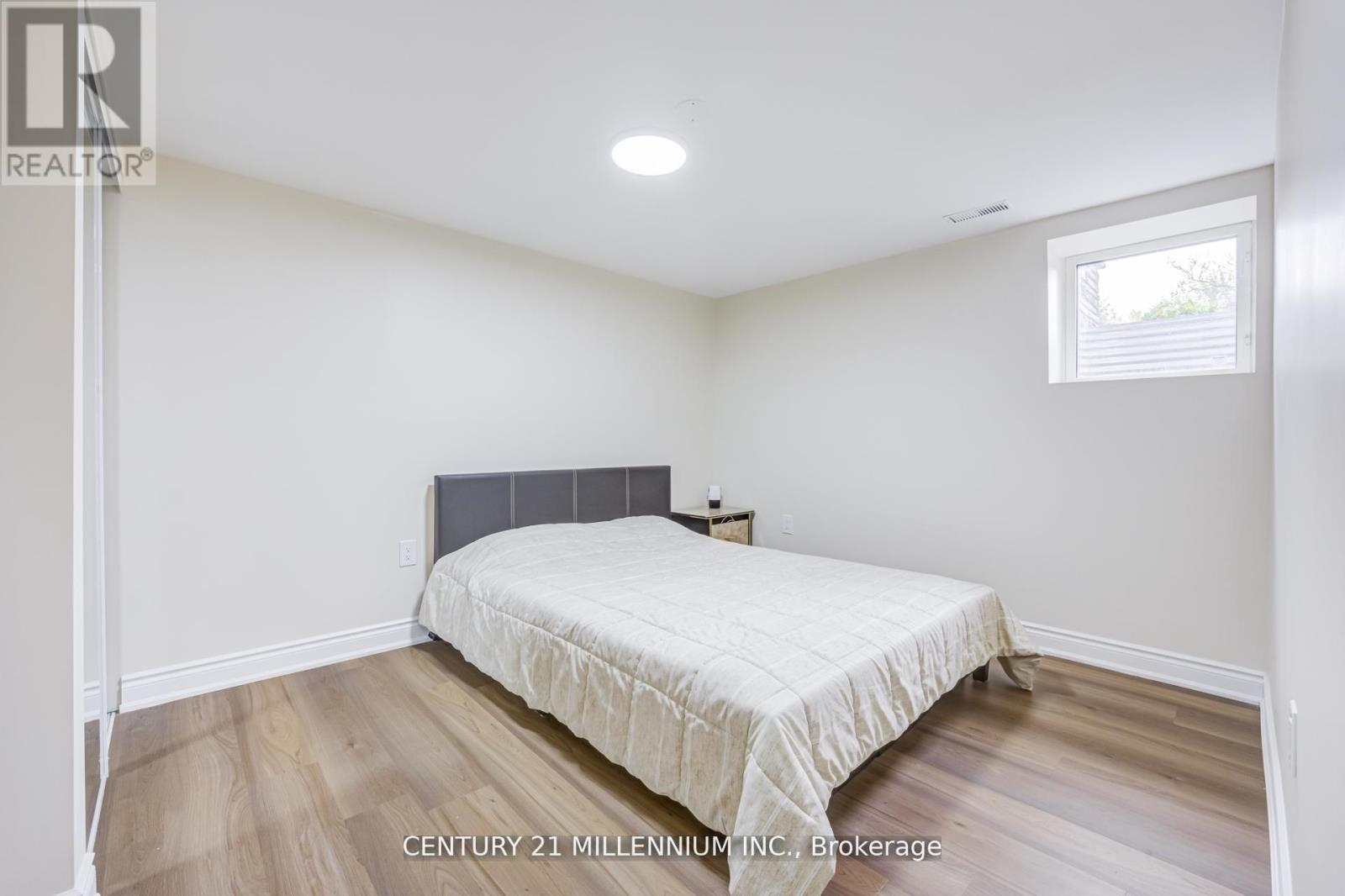 18 RIDGEHILL DRIVE - 29
