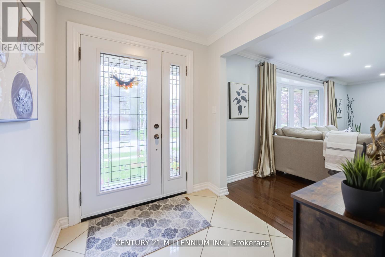 18 RIDGEHILL DRIVE - 4