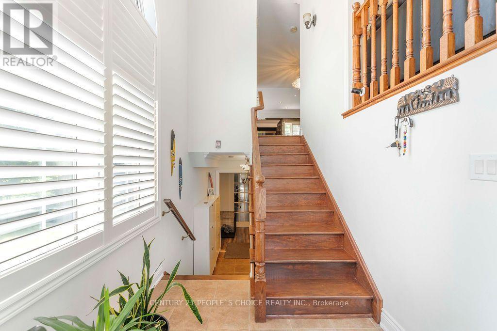 #40 230 PAISLEY BOULEVARD W - 8