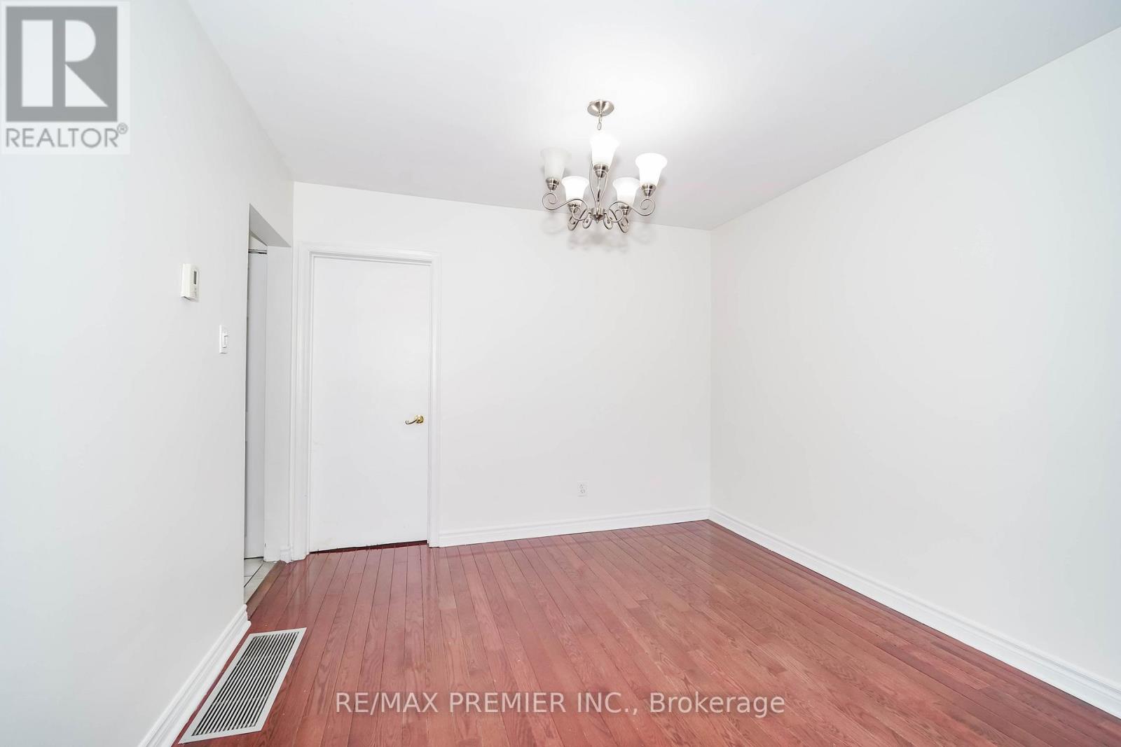 14 YATESCASTLE DRIVE - 13