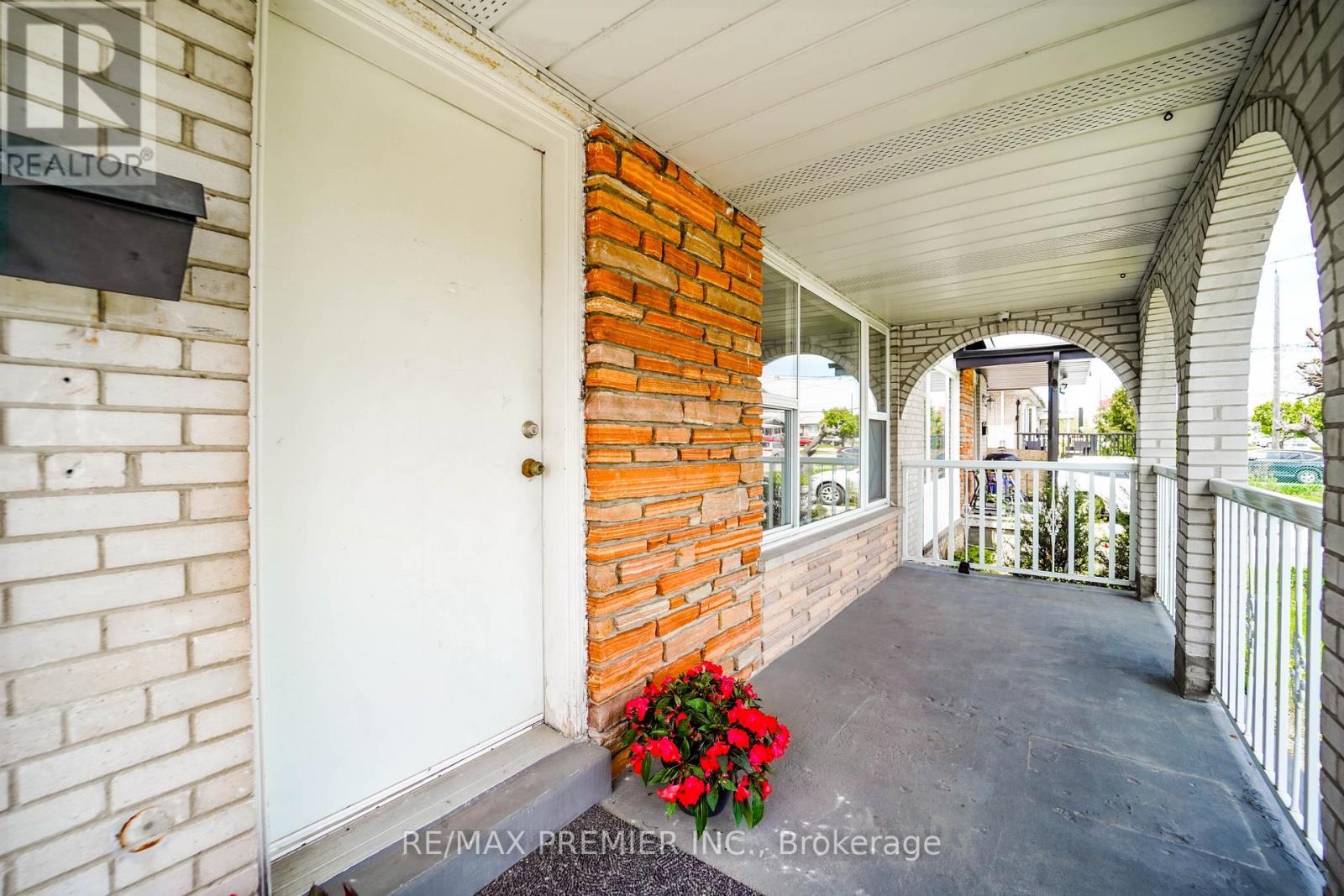 14 YATESCASTLE DRIVE - 8