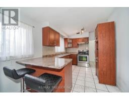 14 Yatescastle Drive, Toronto, ON M3L2B8 Photo 16