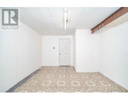 14 Yatescastle Drive, Toronto, ON M3L2B8 Photo 29