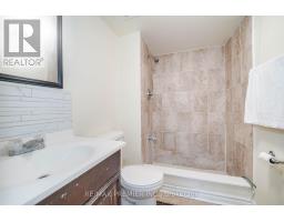 14 Yatescastle Drive, Toronto, ON M3L2B8 Photo 34