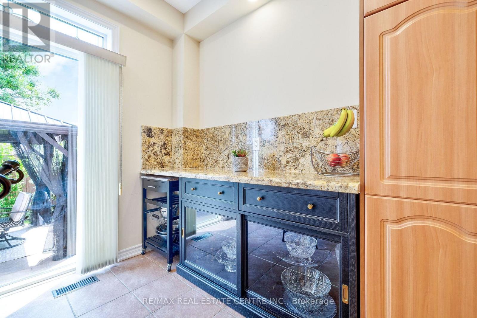 241 DUFF CRESCENT - Image 13