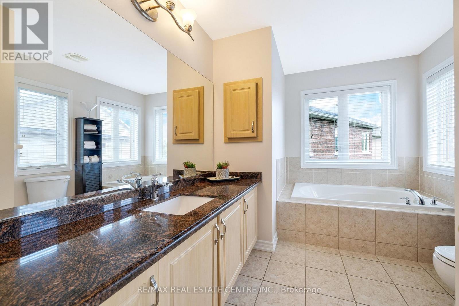 241 DUFF CRESCENT - Image 21