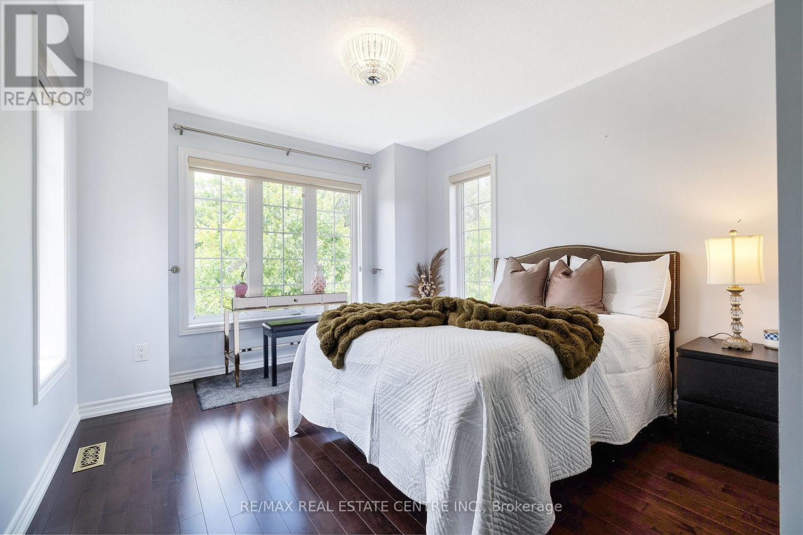 241 DUFF CRESCENT - Image 22