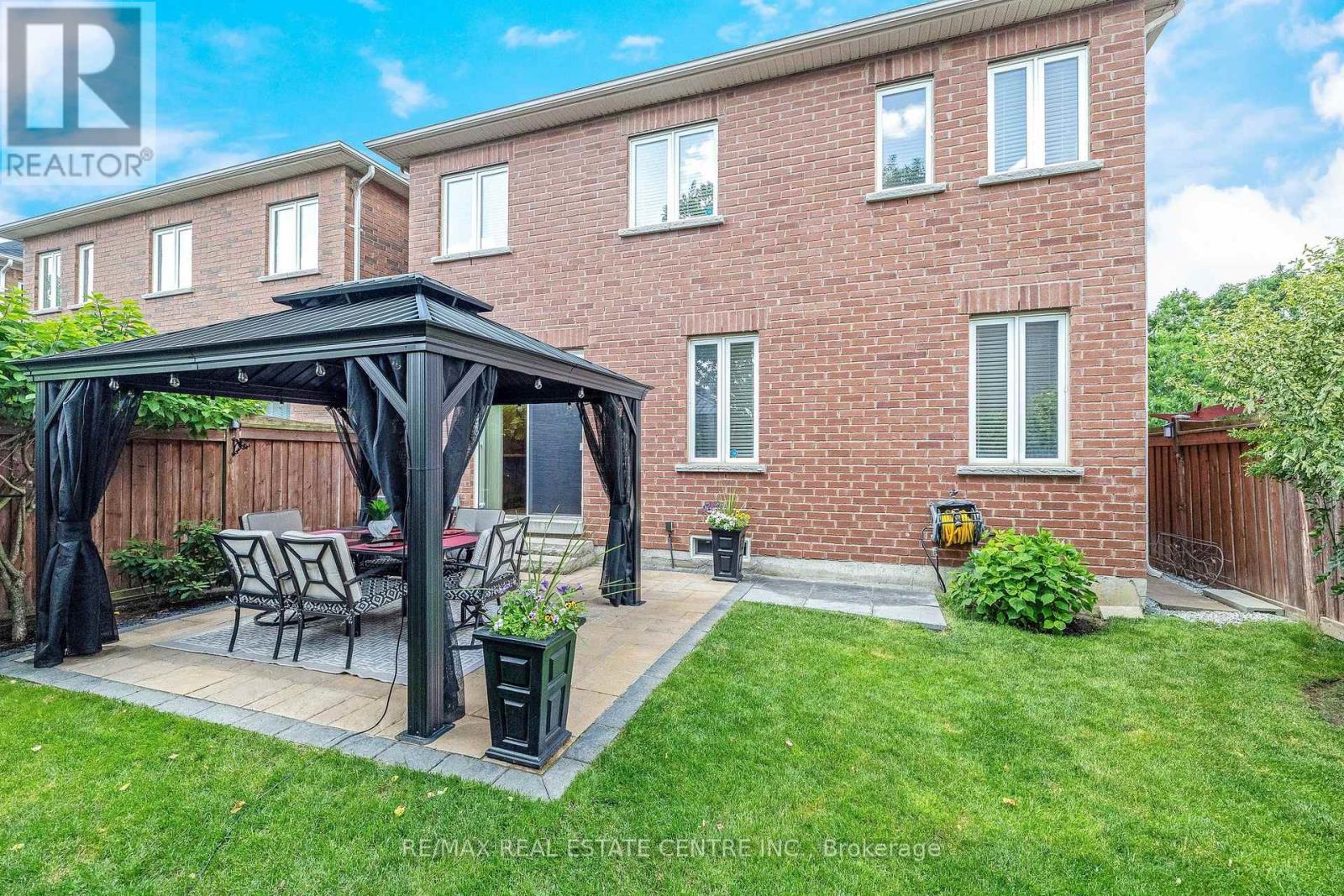241 DUFF CRESCENT - Image 32