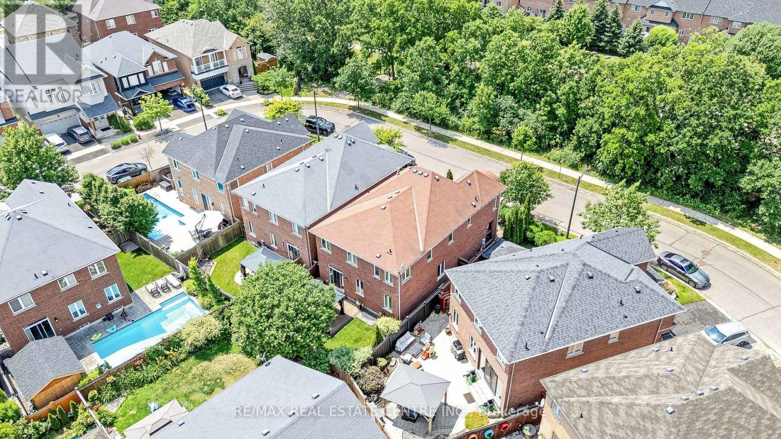 241 DUFF CRESCENT - Image 34