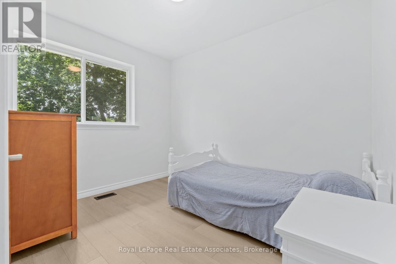 90 LONGFIELD ROAD - 14