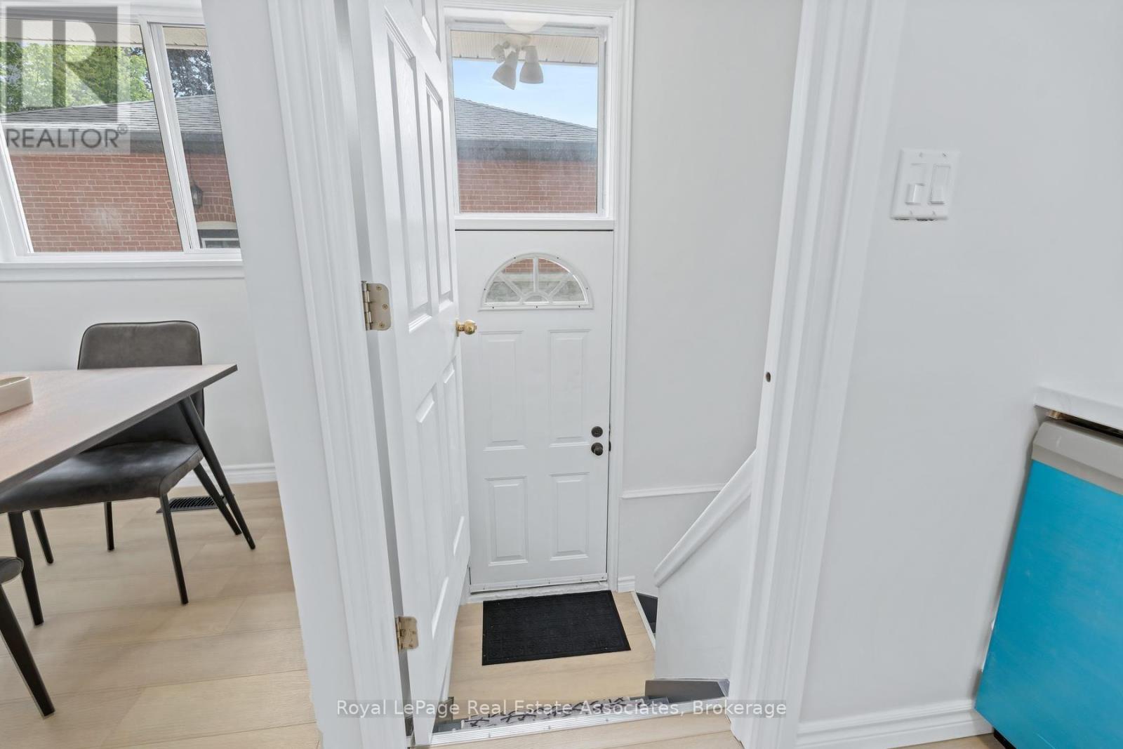 90 LONGFIELD ROAD - 17