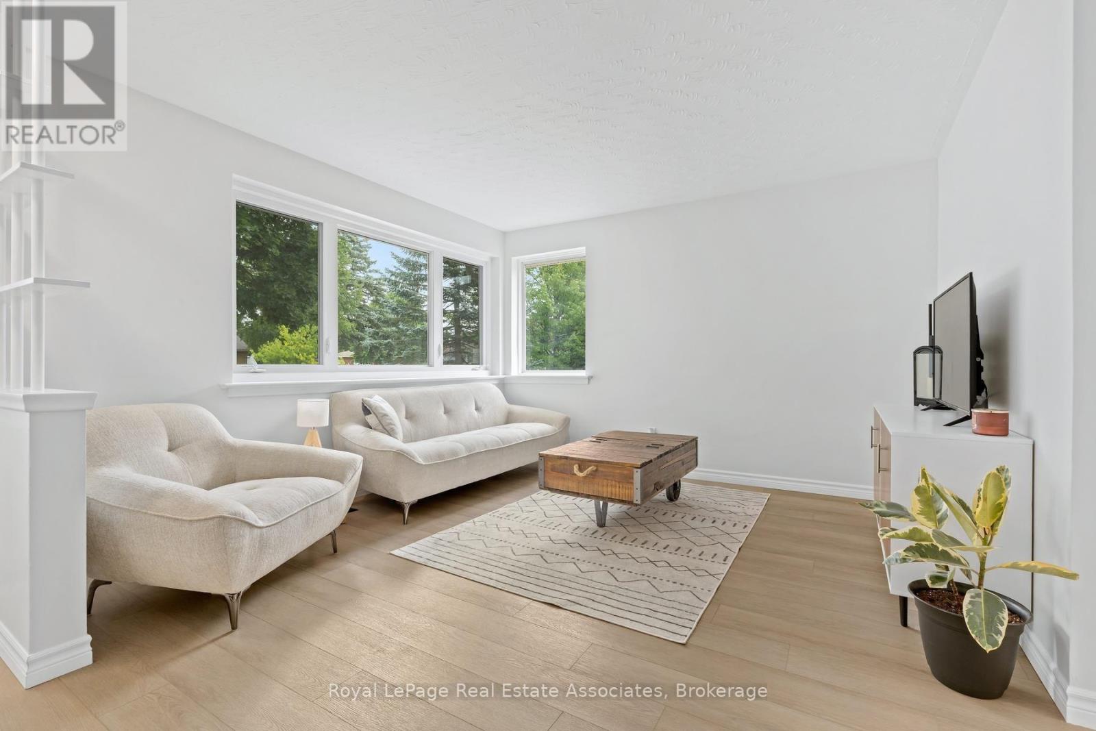 90 LONGFIELD ROAD - 5