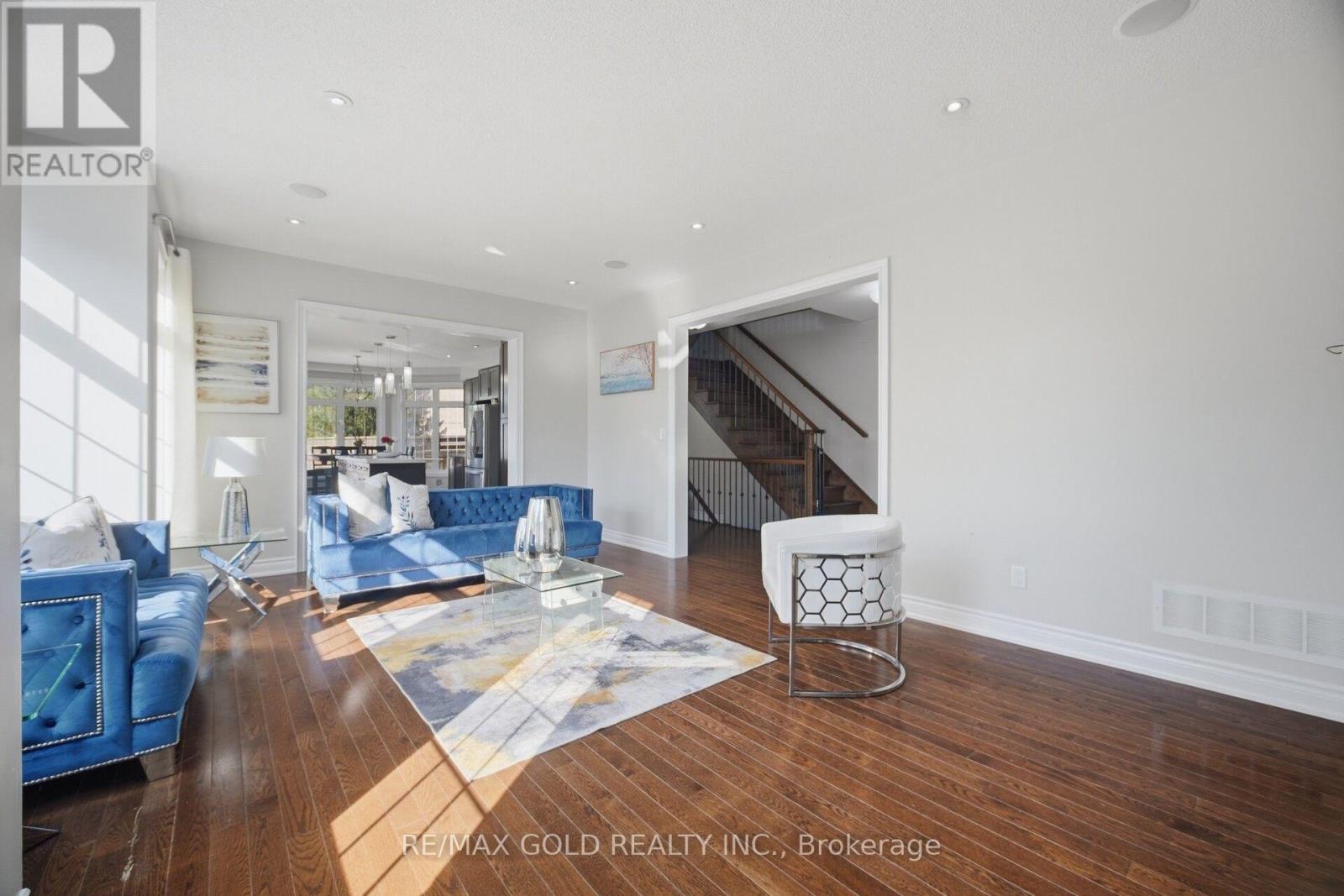 14 AYRSHIRE COURT - 5