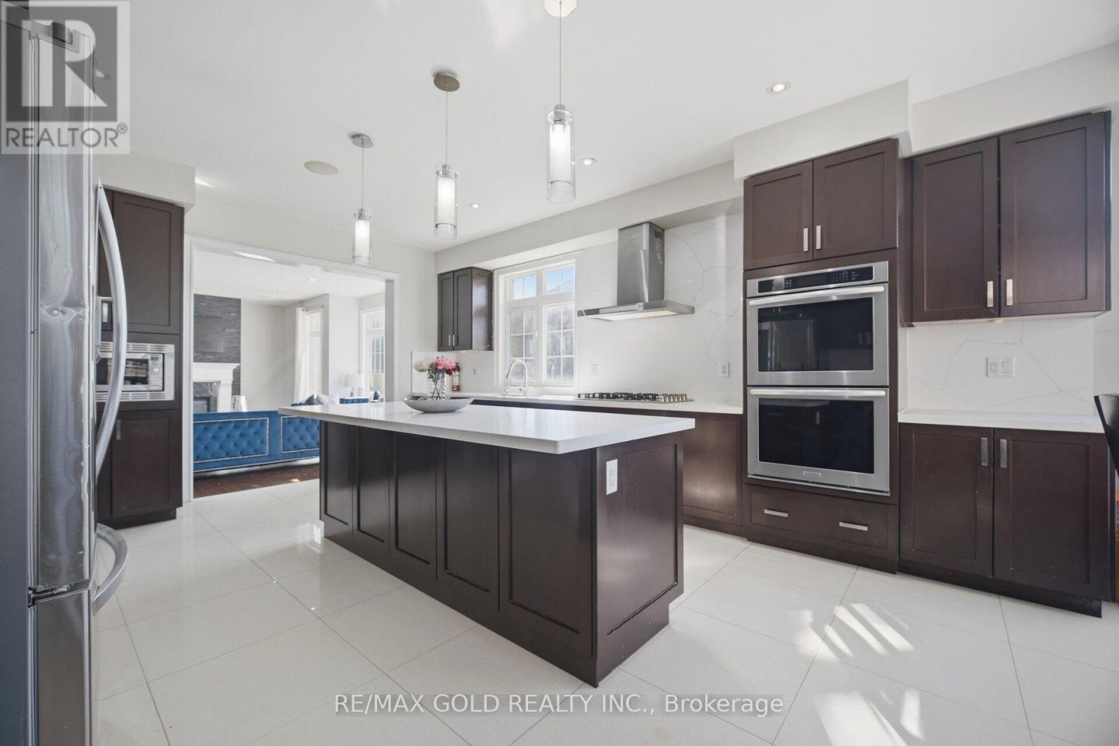 14 AYRSHIRE COURT - 8