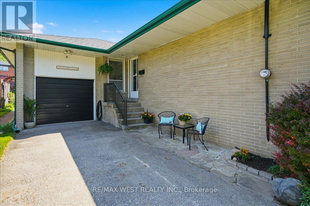 19 DECARIE CIRCLE - 47