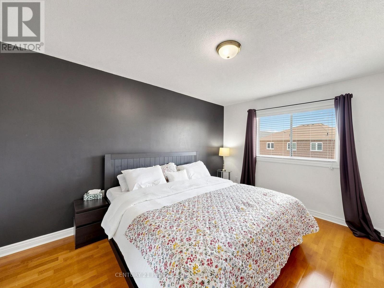 828 KHAN CRESCENT - Image 26