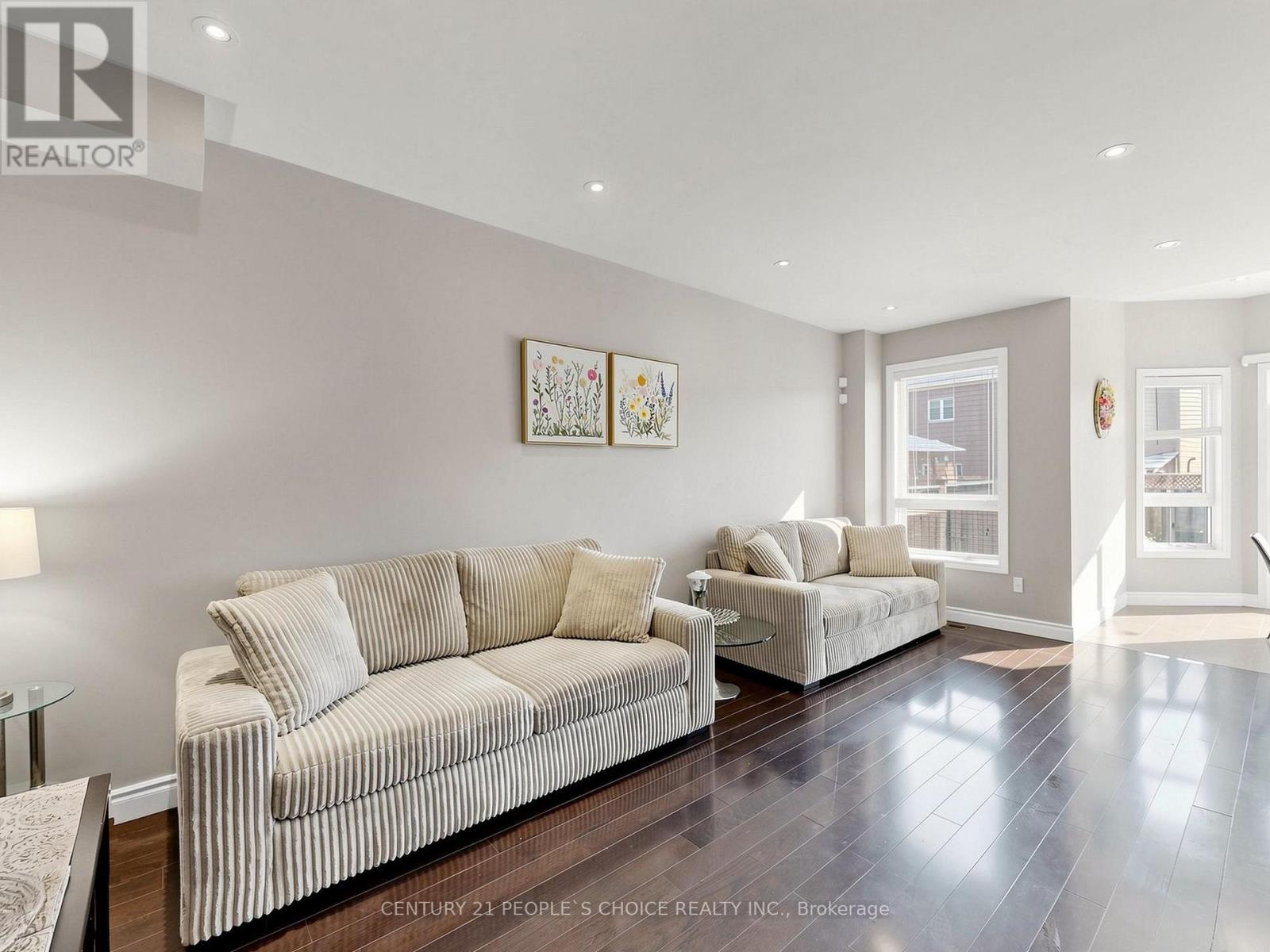 828 KHAN CRESCENT - Image 7
