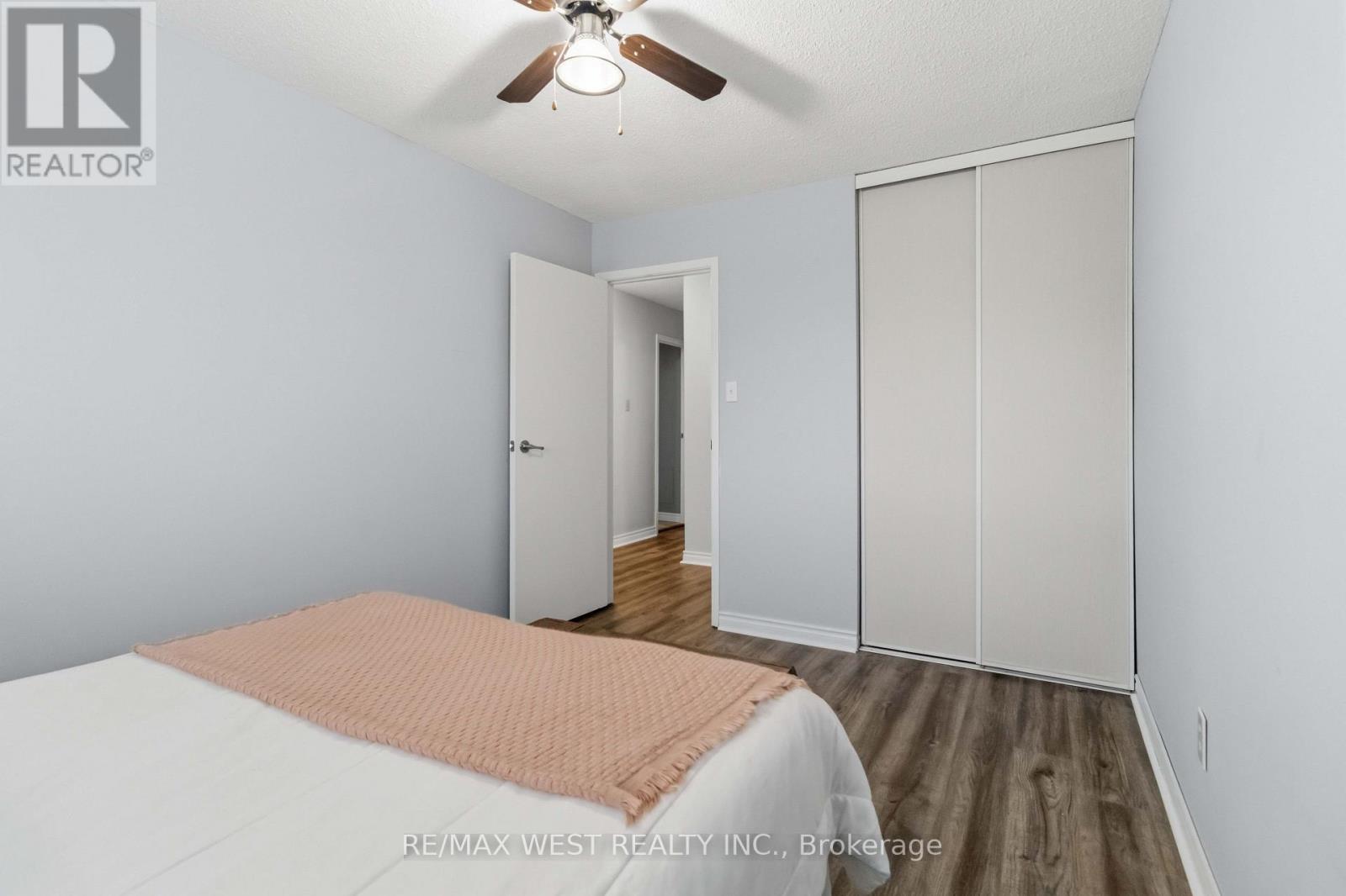 41 WINTERFOLD DR DRIVE - 18
