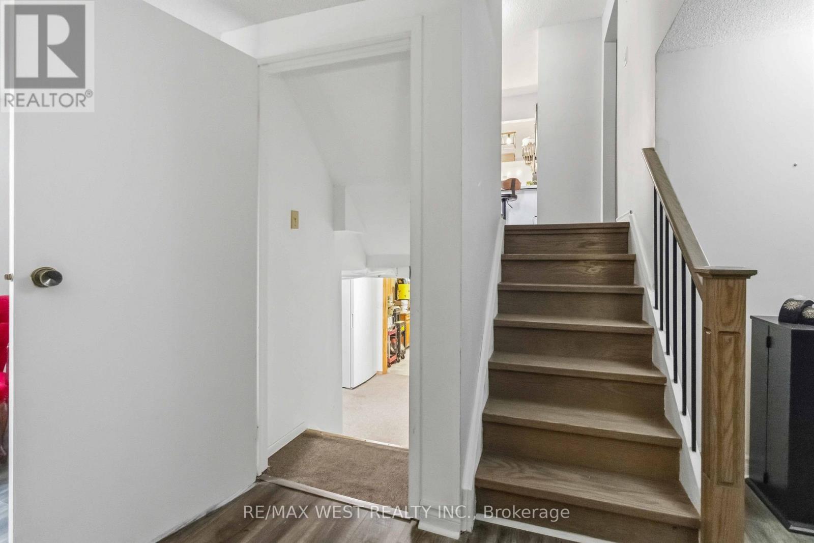 41 WINTERFOLD DR DRIVE - 23