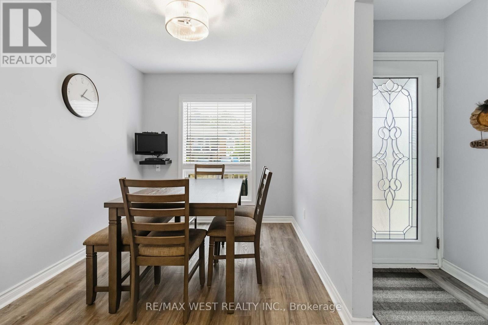 41 WINTERFOLD DR DRIVE - 3