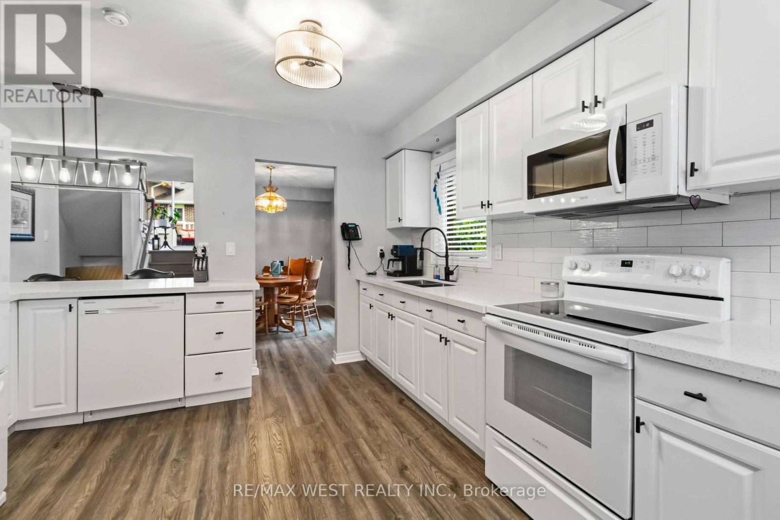 41 WINTERFOLD DR DRIVE - 6
