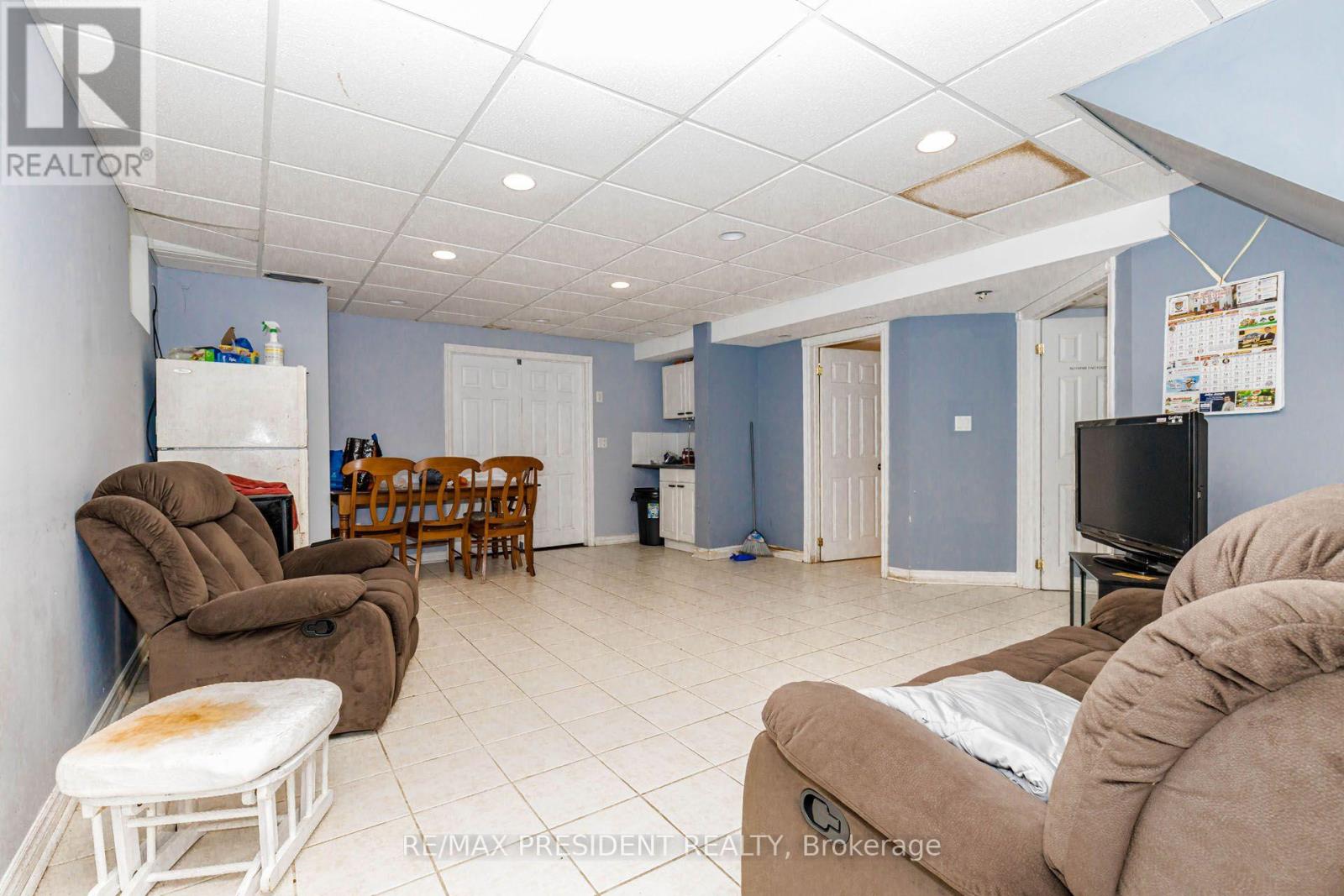 12775 HERITAGE ROAD - 30