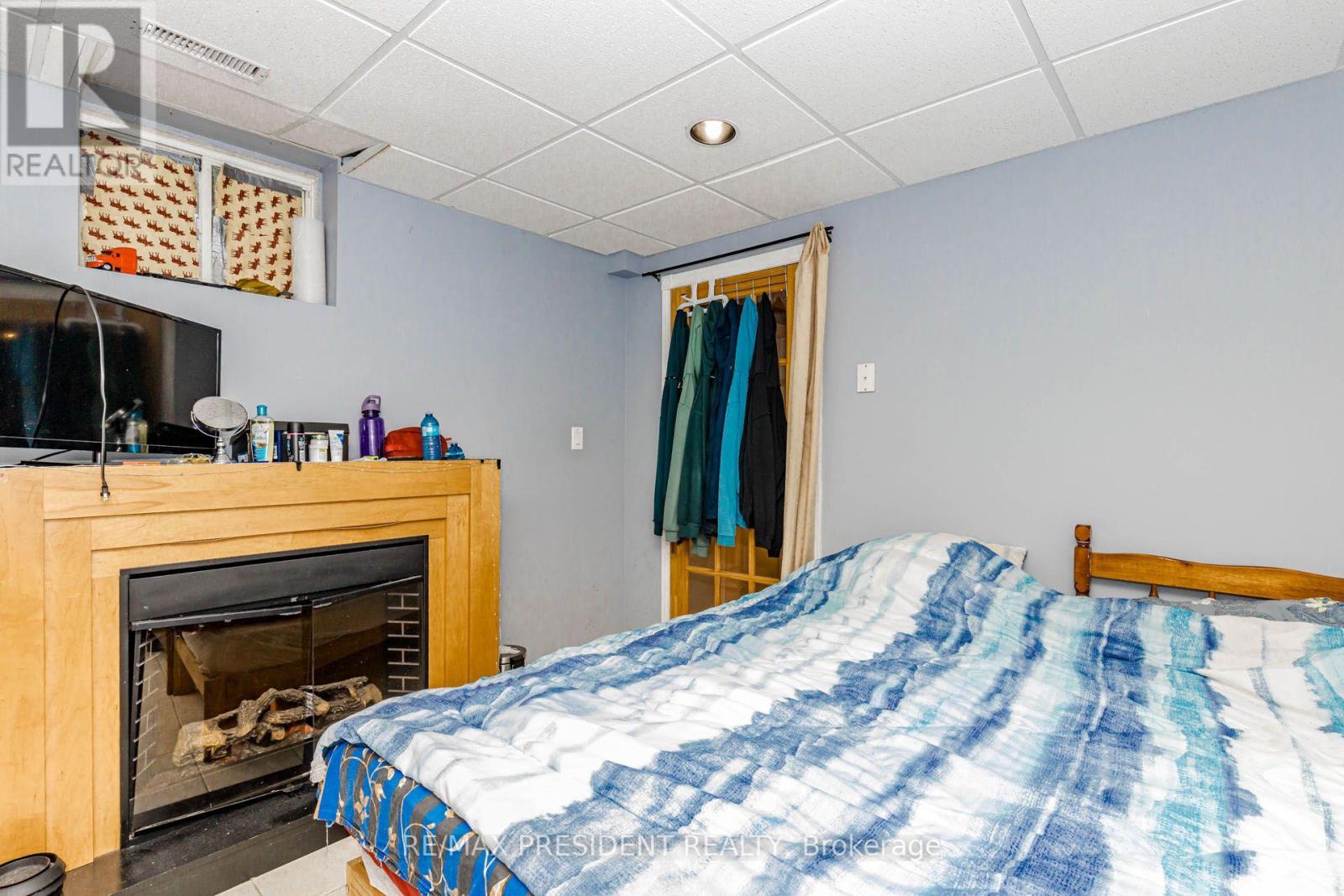 12775 HERITAGE ROAD - 32