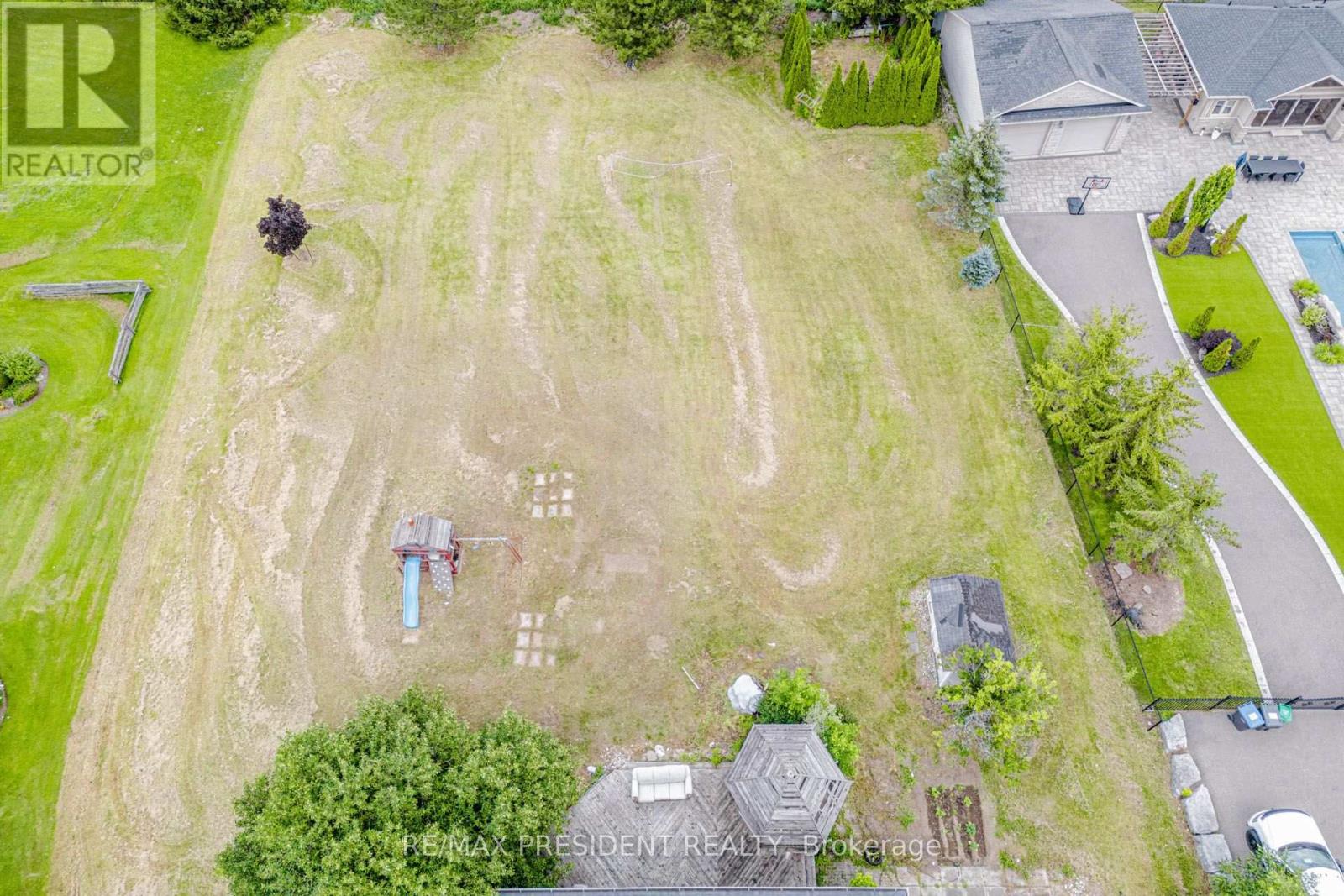12775 HERITAGE ROAD - 47