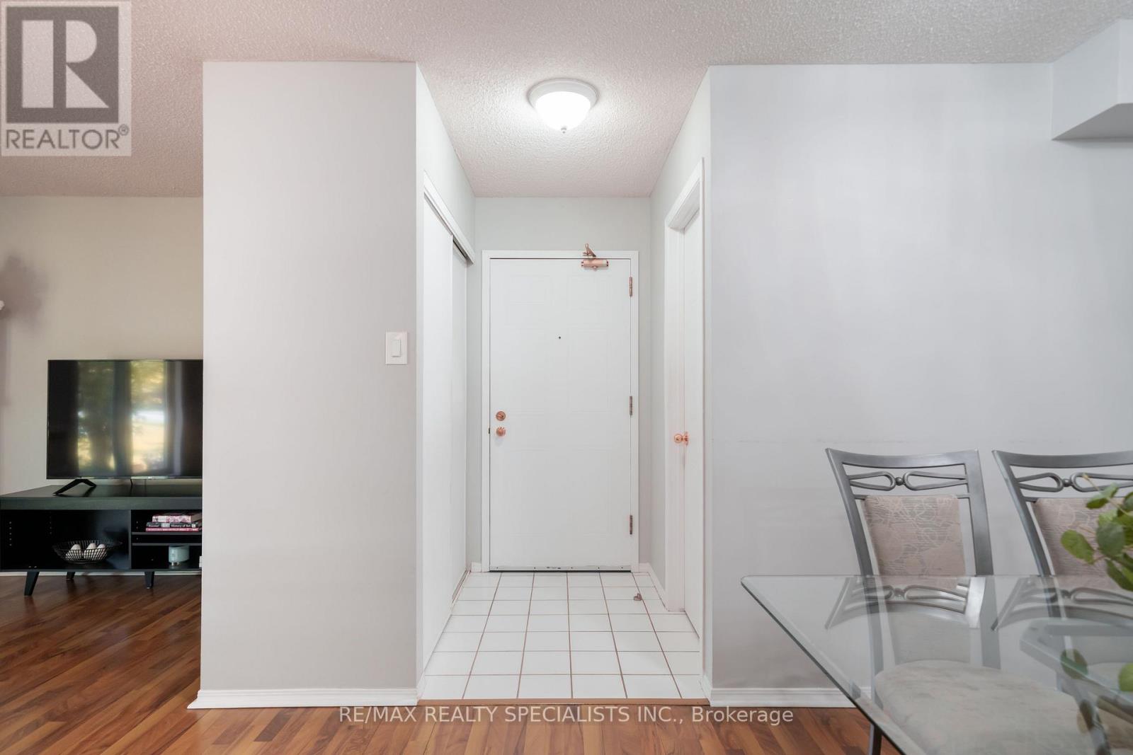#612 95 TRAILWOOD DRIVE - 4