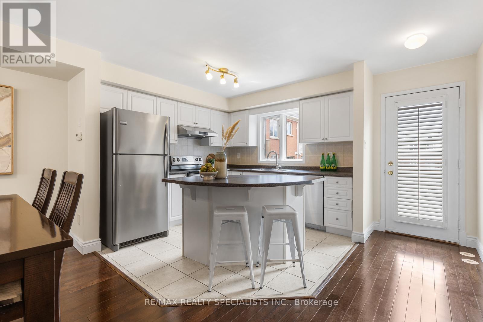 #8 201 TENTH STREET - 14