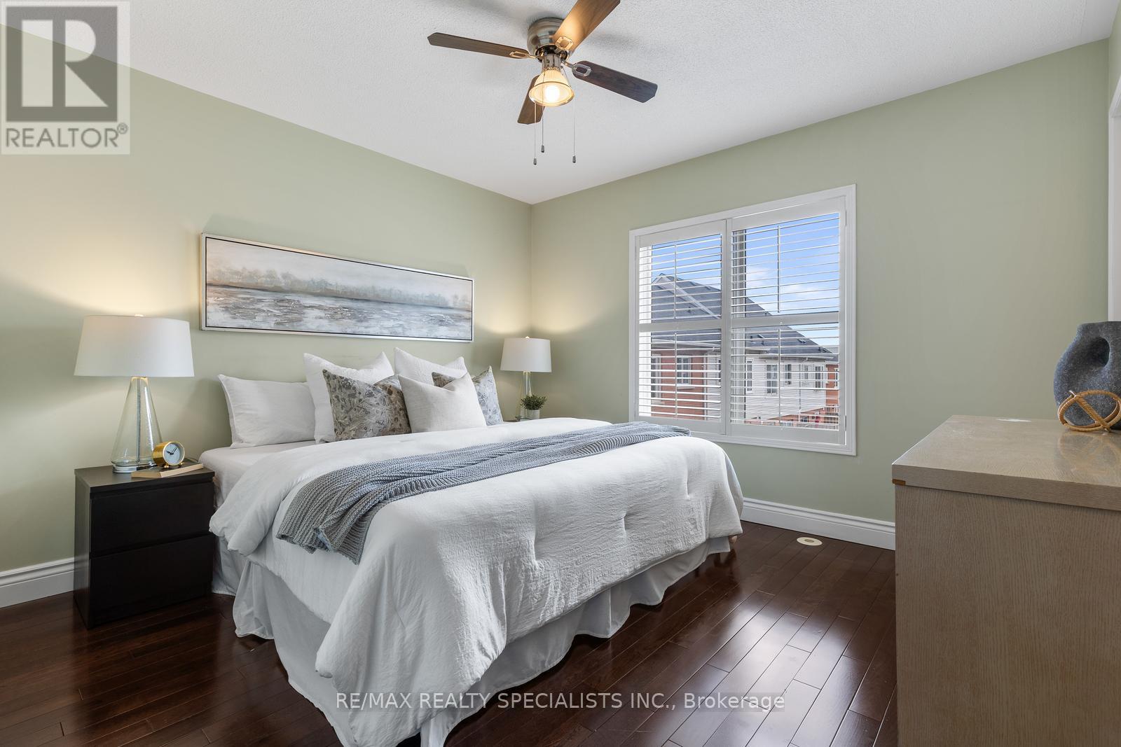 #8 201 TENTH STREET - 16