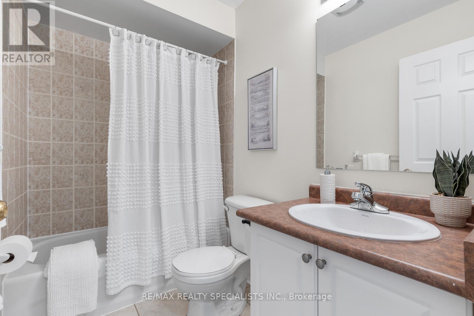 #8 201 TENTH STREET - 23