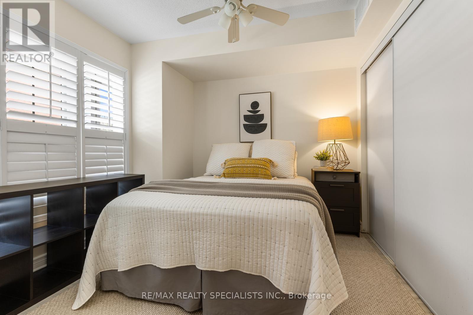 #8 201 TENTH STREET - 26
