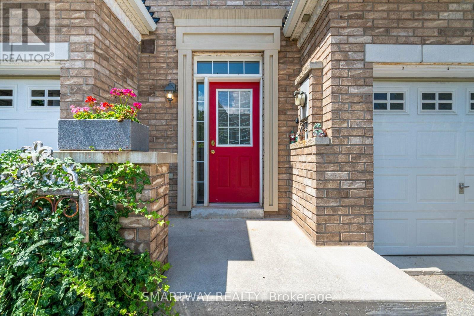 2437 MONTAGNE AVENUE - 2