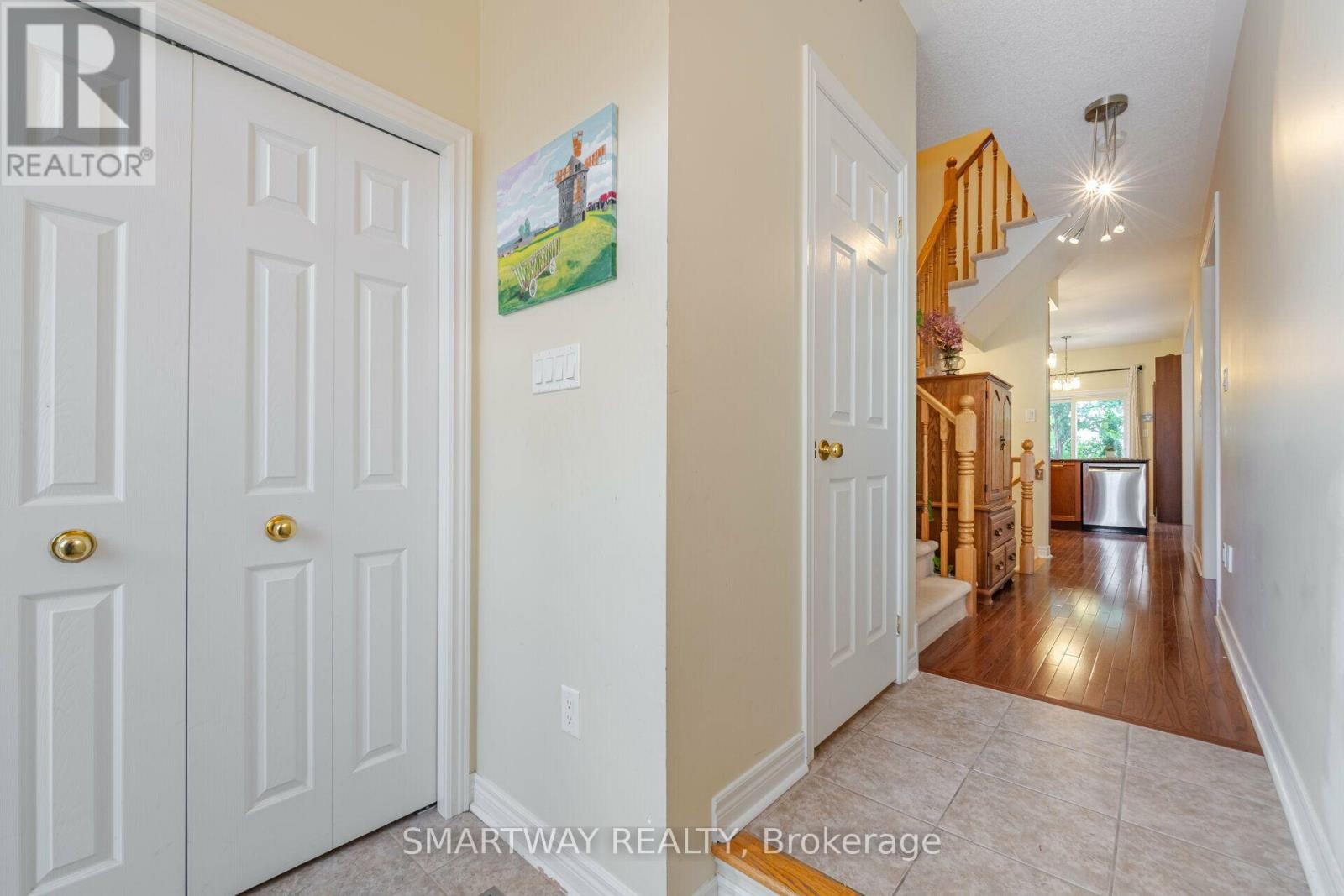 2437 MONTAGNE AVENUE - 4